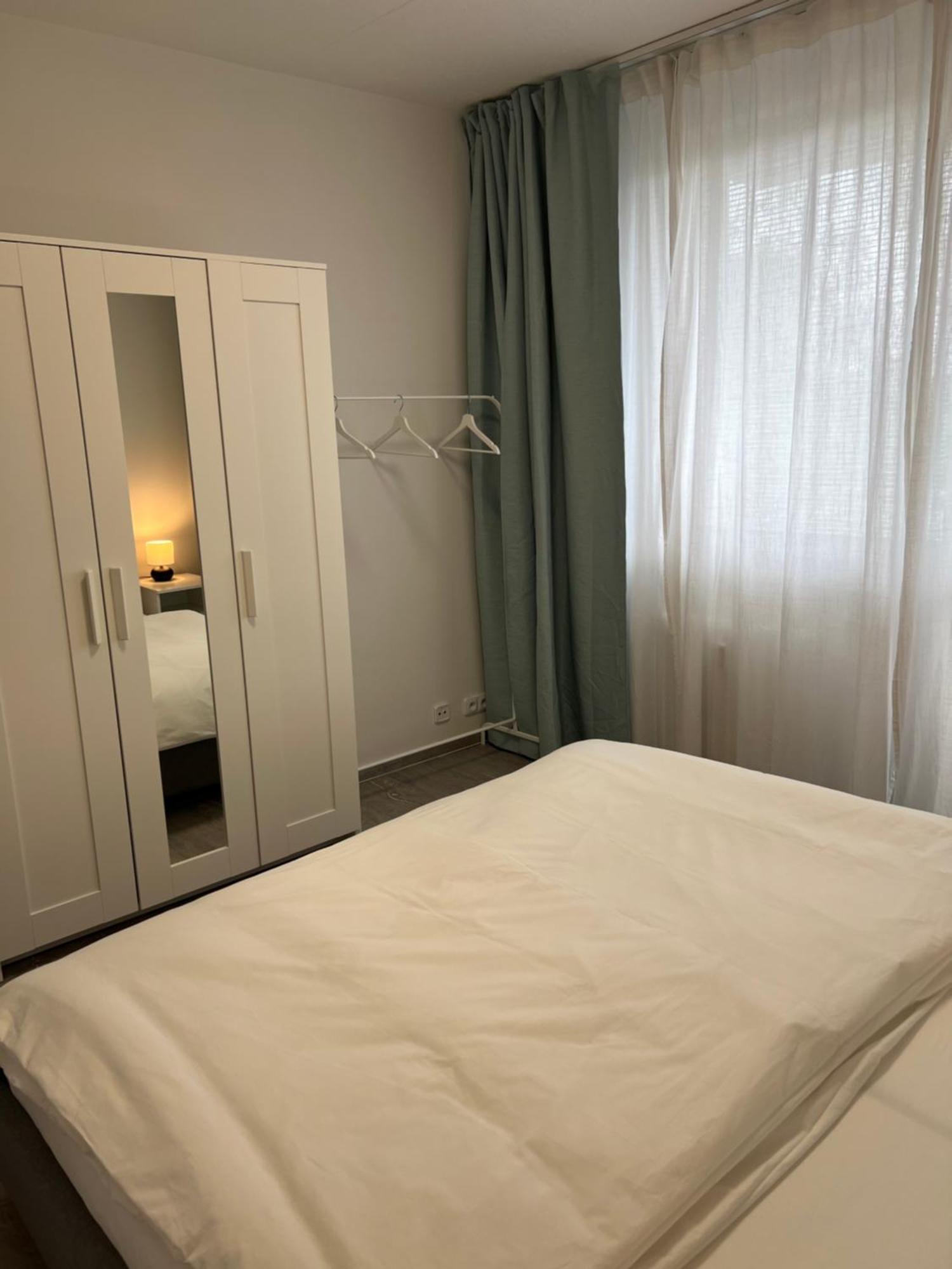 Ren Apartment Znojmo Bagian luar foto