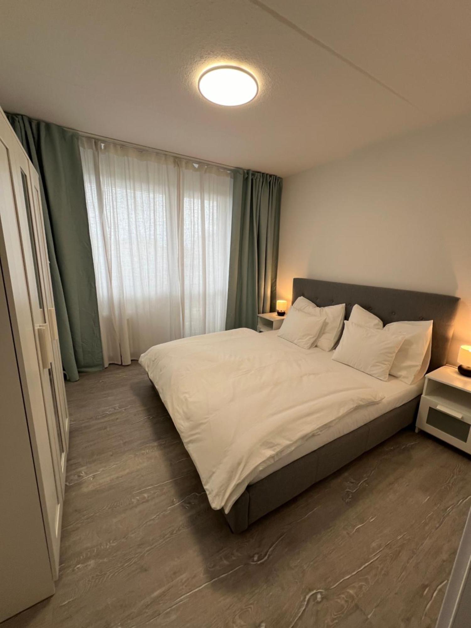 Ren Apartment Znojmo Bagian luar foto